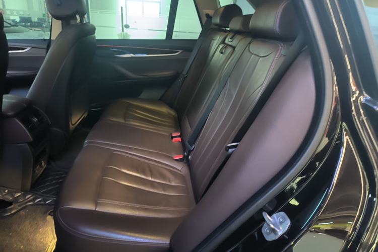 Used BMW X5 2017 xDrive35i Elegant Edition Left Rear Seat