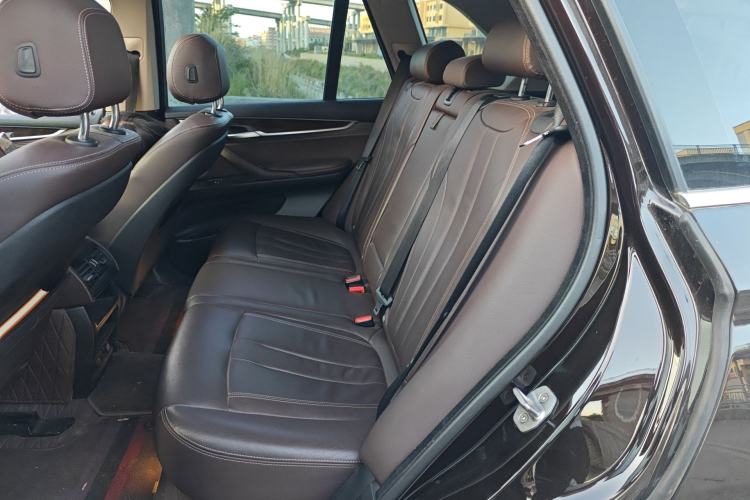 Used BMW X5 2017 xDrive35i Elegant Edition Left Rear Seat