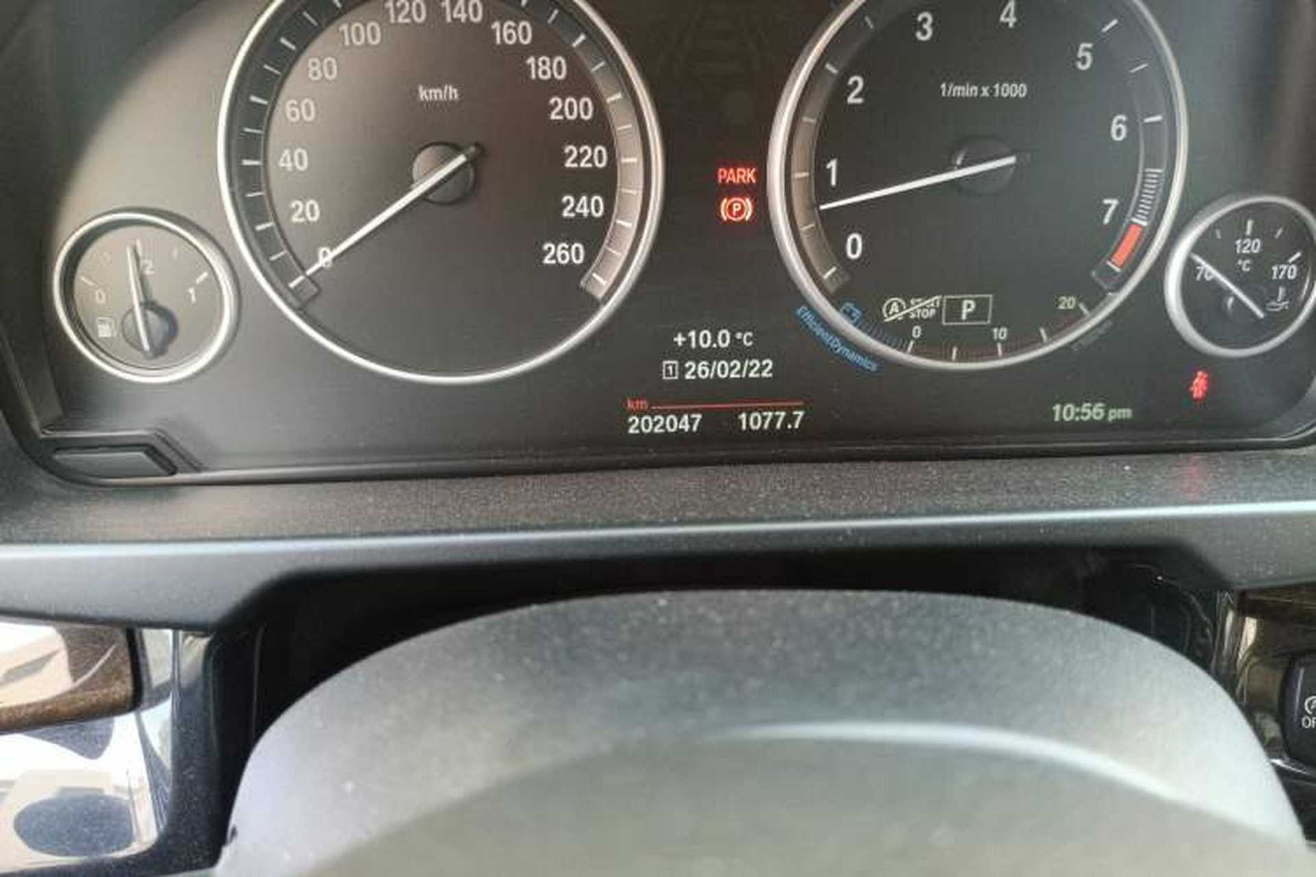 Used BMW X5 2017 xDrive35i Elegant Edition Odometer Close Up