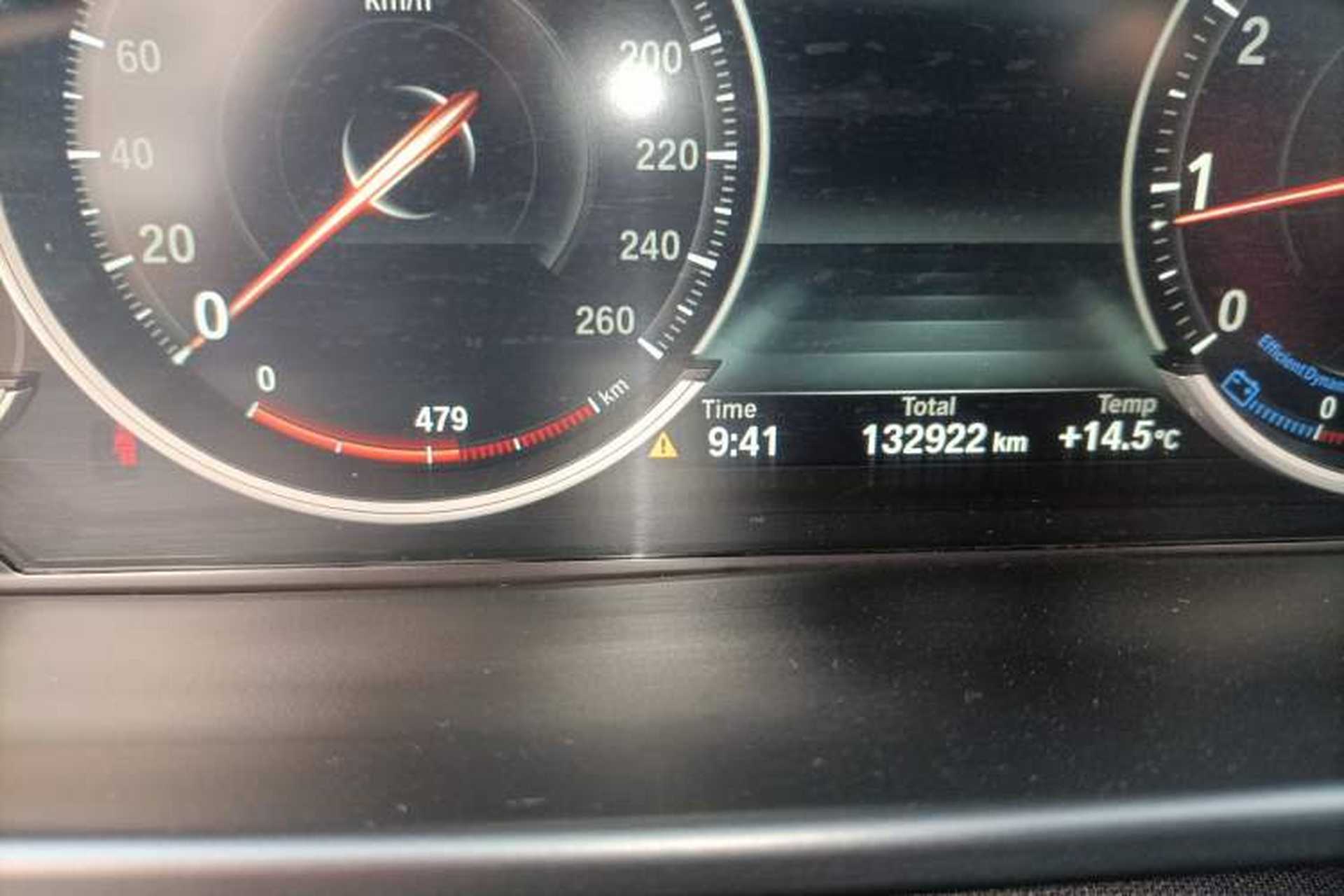 Used BMW X5 2017 xDrive28i Odometer Close Up