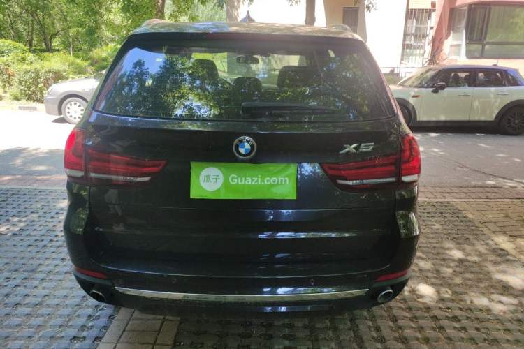 Used BMW X5 2017 xDrive28i Rear