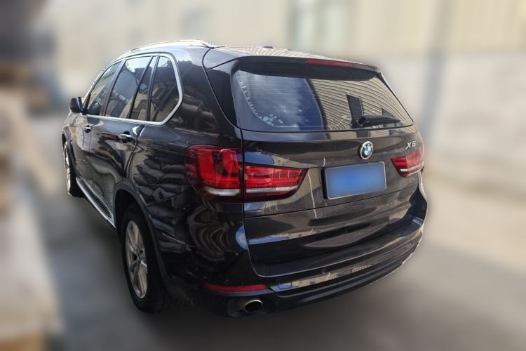 Used BMW X5  Rear Left 45 Deg
