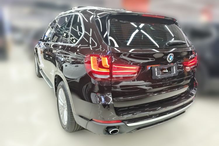 Used BMW X5 2017 xDrive28i Rear Left 45 Deg