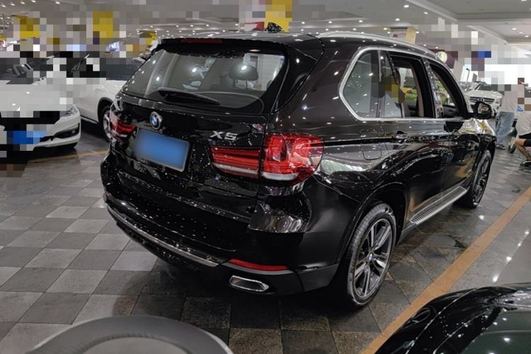 Used BMW X5 2017 xDrive35i Elegant Edition Rear Right 45 Deg
