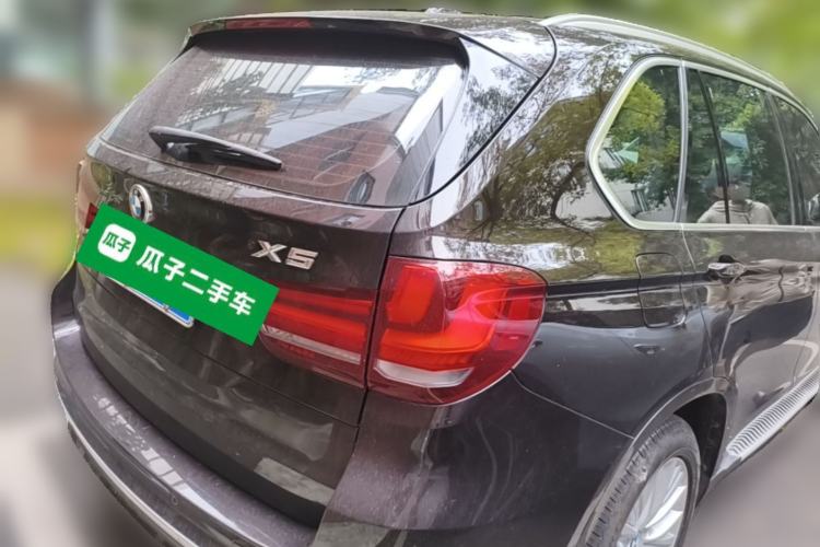 Used BMW X5 2017 xDrive28i Rear Right 45 Deg
