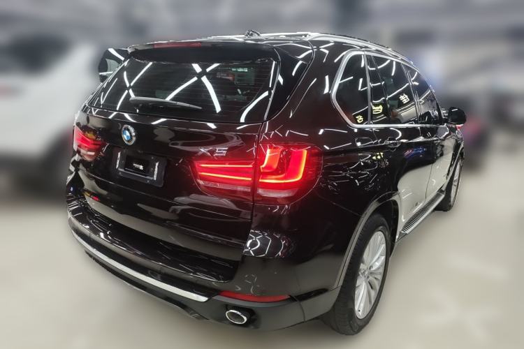 Used BMW X5 2017 xDrive28i Rear Right 45 Deg