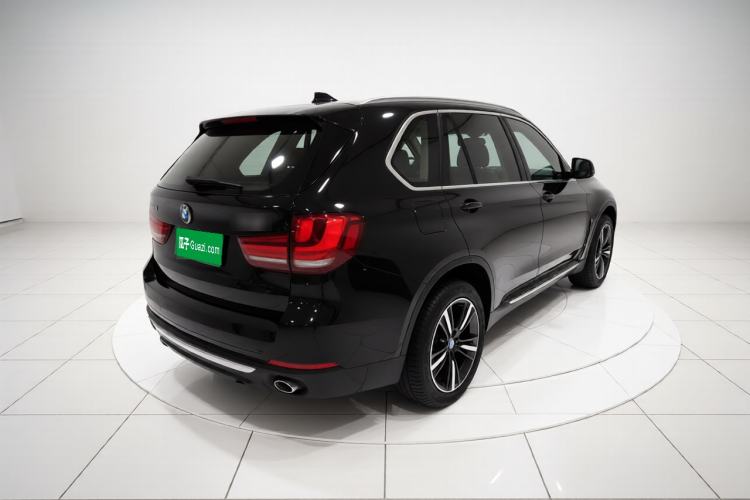 Used BMW X5 2017 xDrive35i Elegant Edition Rear Right 45 Deg