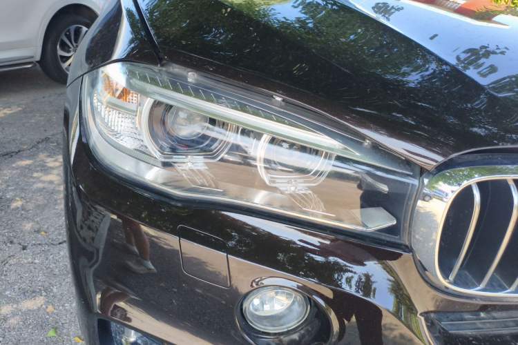 Used BMW X5 2017 xDrive28i Right Front Headlight