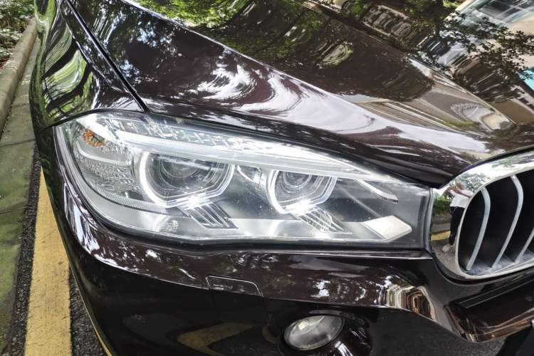 Used BMW X5 2017 xDrive28i Right Front Headlight