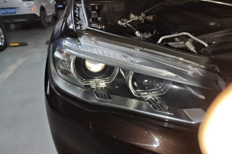 Used BMW X5 2017 xDrive35i Elegant Edition Right Front Headlight