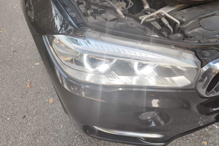 Used BMW X5 2017 xDrive28i Right Front Headlight