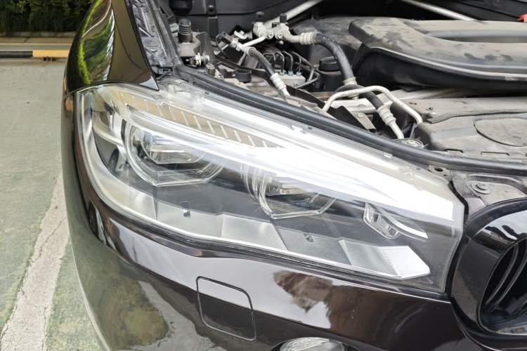 Used BMW X5 2017 xDrive28i Right Front Headlight