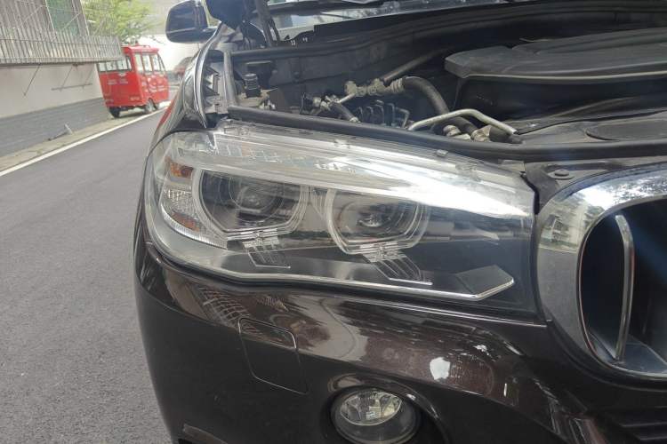 Used BMW X5 2017 xDrive28i Right Front Headlight