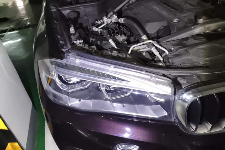 Used BMW X5  Right Front Headlight