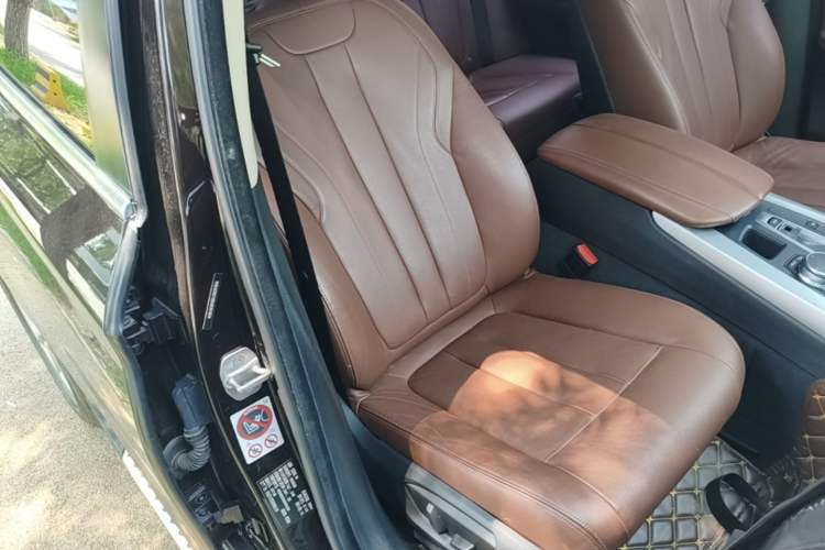 Used BMW X5 2017 xDrive35i parallel import Right Front Seat