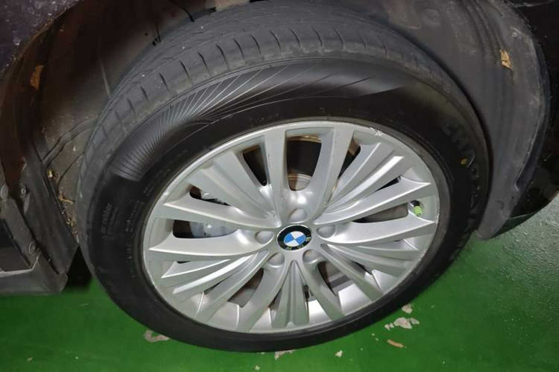 Used BMW X5 2017 xDrive28i Right Front Wheel Hub