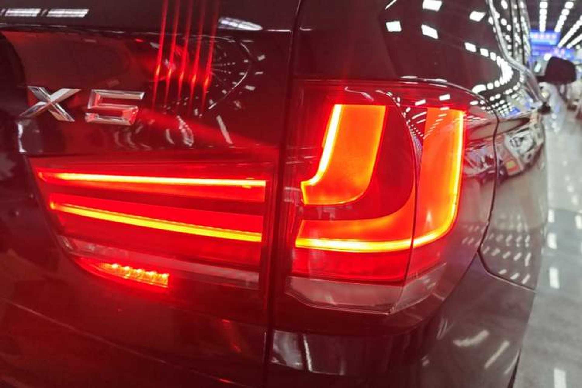 Used BMW X5 2017 xDrive28i Right Rear Taillight