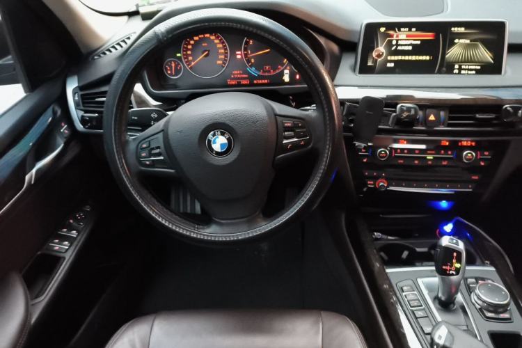 Used BMW X5 2017 xDrive35i Elegant Edition Steering Wheel