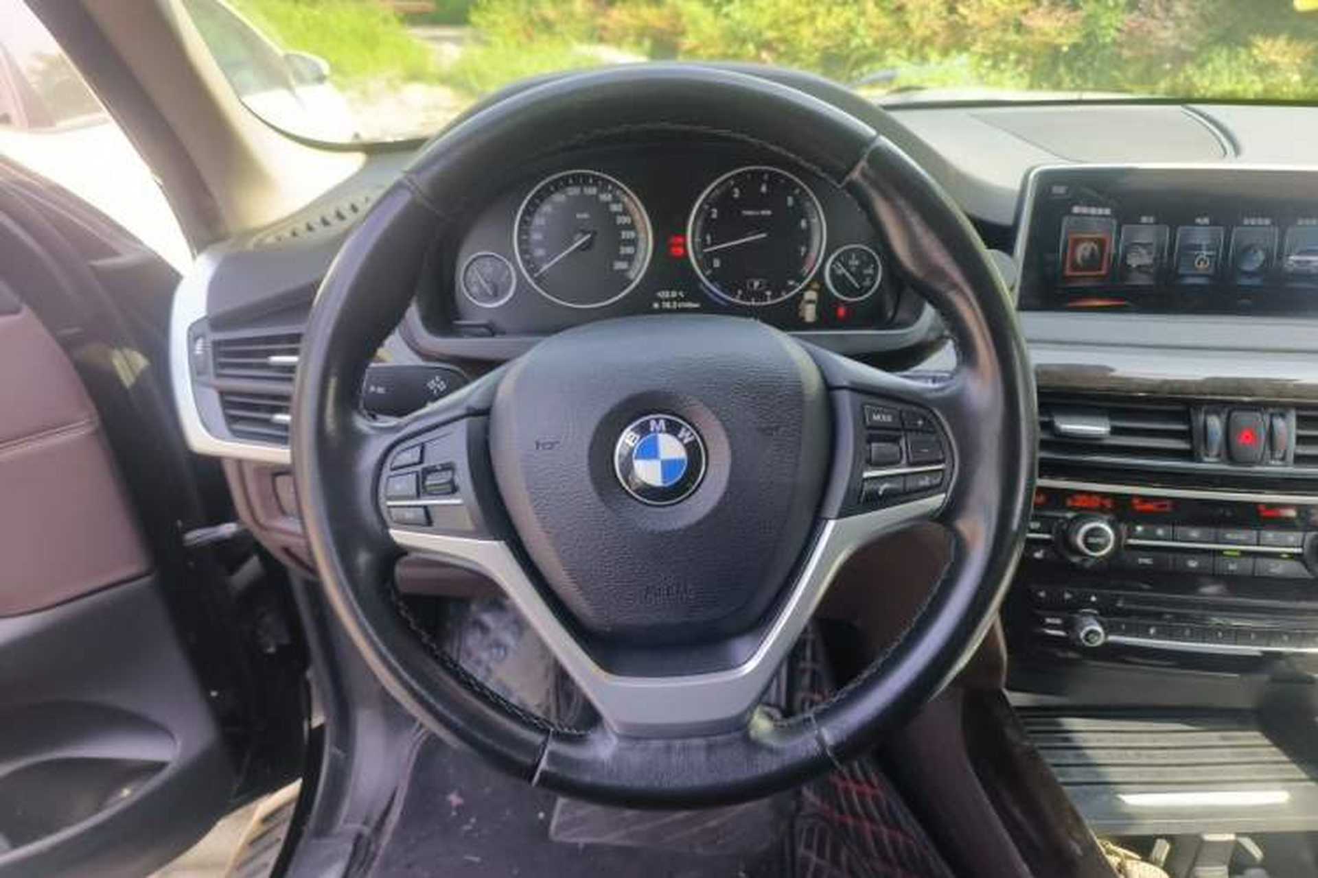 Used BMW X5 2017 xDrive35i Elegant Edition Steering Wheel