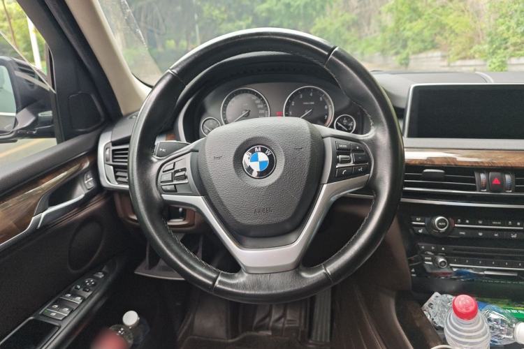 Used BMW X5 2017 xDrive28i Steering Wheel