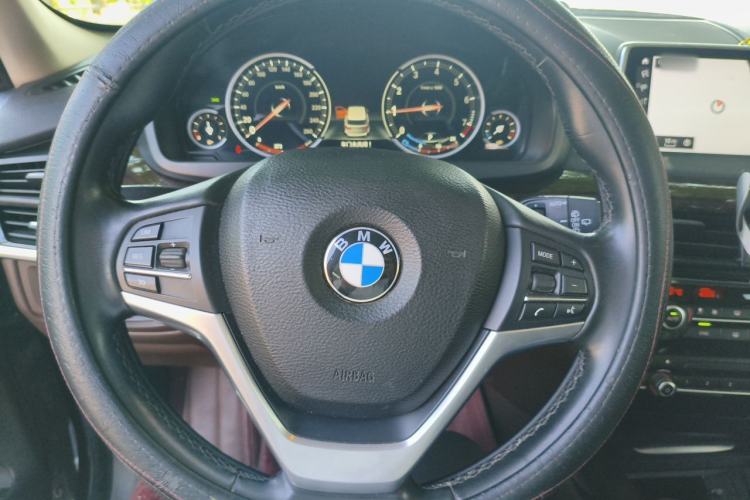 Used BMW X5 2017 xDrive28i Steering Wheel