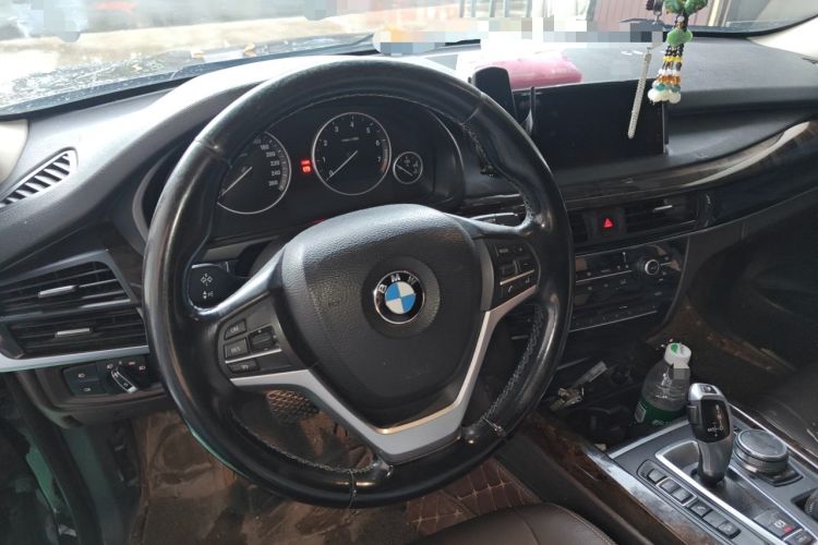 Used BMW X5 2017 xDrive28i Steering Wheel