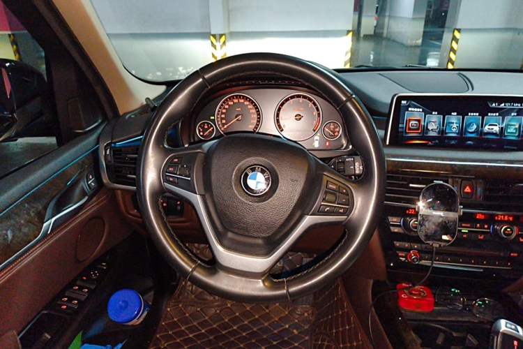 Used BMW X5 2017 xDrive28i Steering Wheel