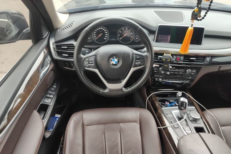 Used BMW X5 2017 xDrive28i Steering Wheel