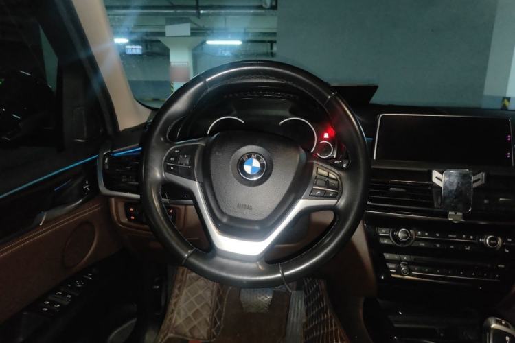 Used BMW X5 2017 xDrive35i Elegant Edition Steering Wheel
