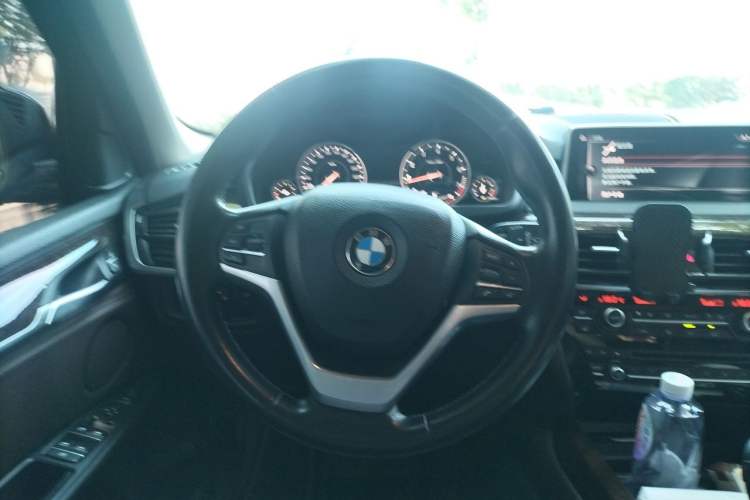 Used BMW X5 2017 xDrive28i Steering Wheel