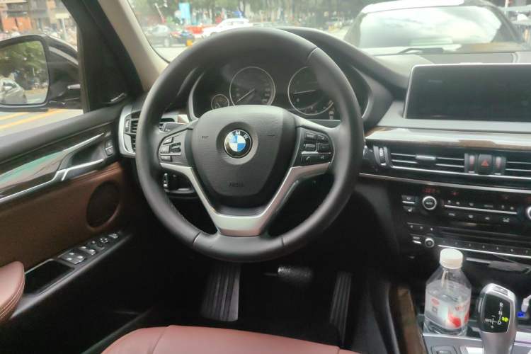 Used BMW X5 2017 xDrive28i Steering Wheel