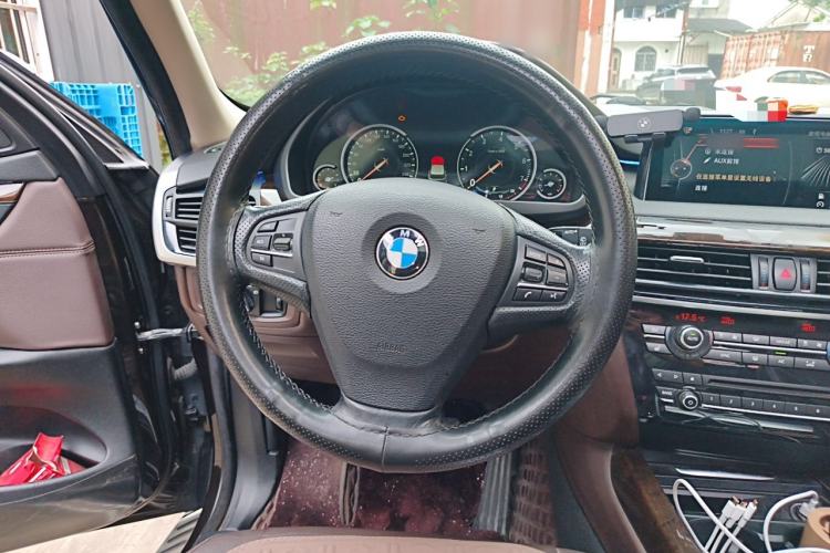 Used BMW X5 2017 xDrive35i Elegant Edition Steering Wheel