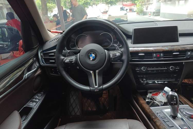 Used BMW X5 2017 xDrive28i Steering Wheel