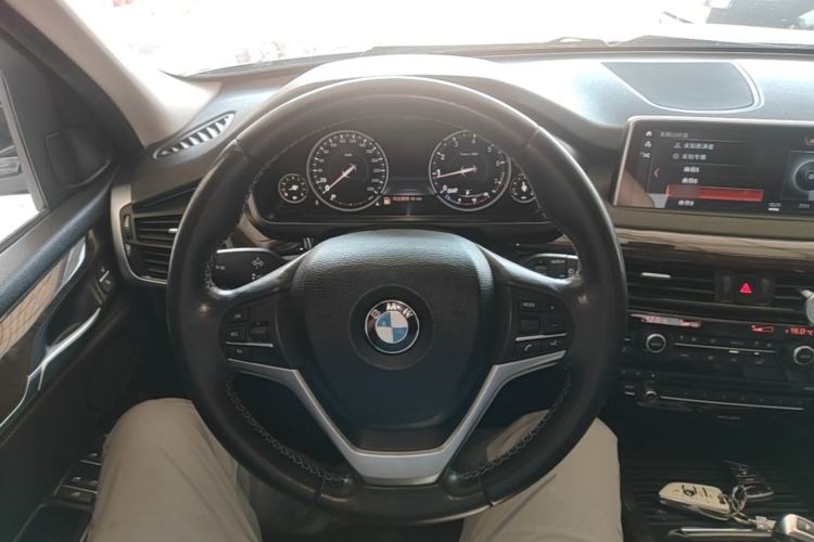 Used BMW X5 2017 xDrive28i Steering Wheel