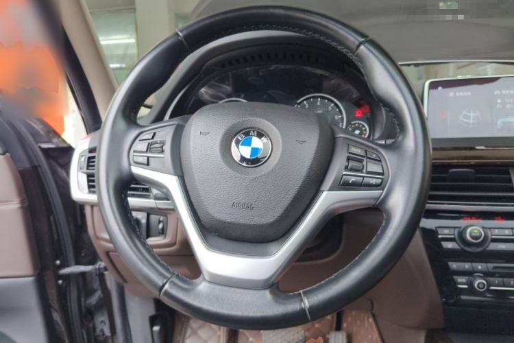 Used BMW X5 2017 xDrive28i Steering Wheel