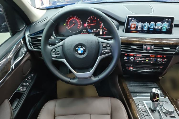 Used BMW X5 2017 xDrive28i Steering Wheel