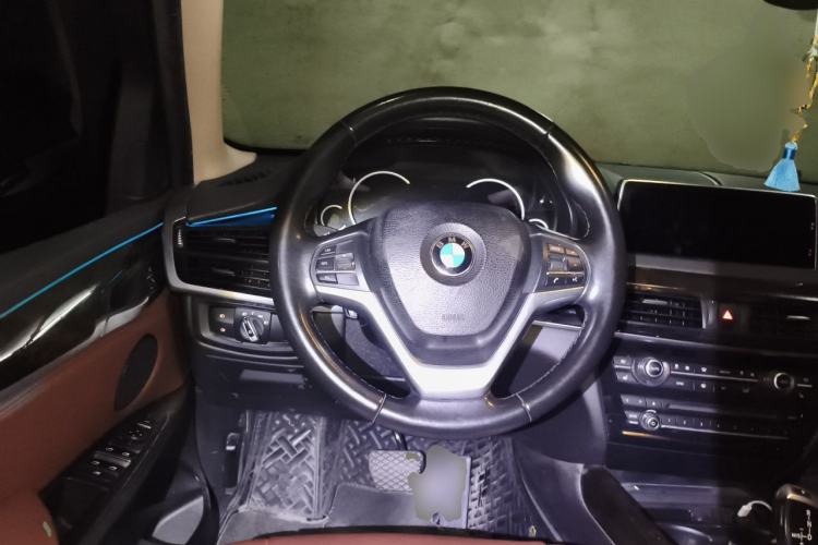 Used BMW X5 2017 xDrive28i Steering Wheel