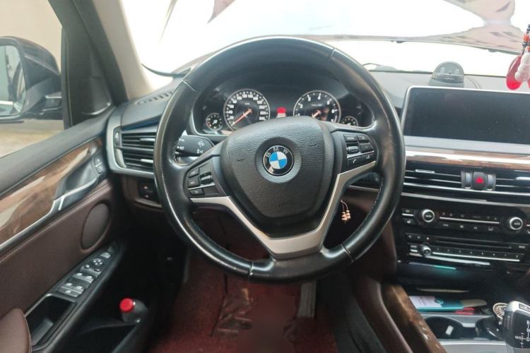 Used BMW X5 2017 xDrive28i Steering Wheel