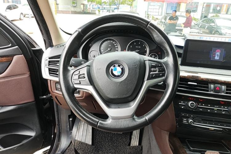 Used BMW X5 2017 xDrive35i Elegant Edition Steering Wheel