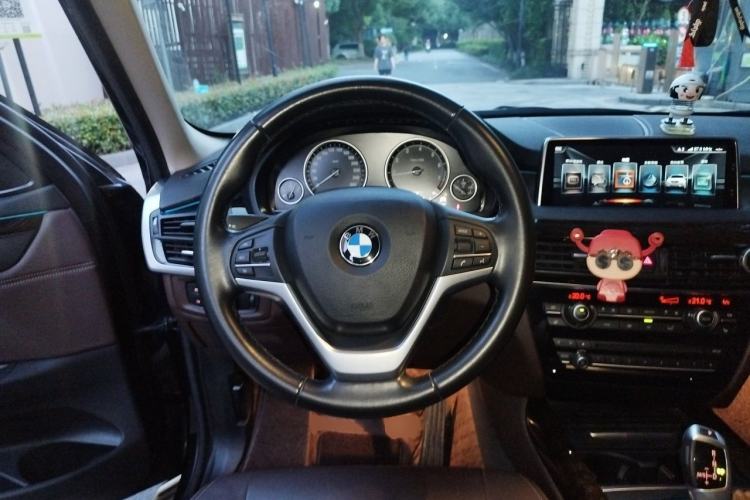Used BMW X5 2017 xDrive28i Steering Wheel