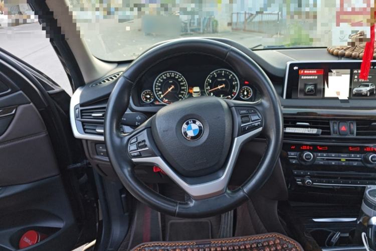 Used BMW X5 2017 xDrive35i Elegant Edition Steering Wheel