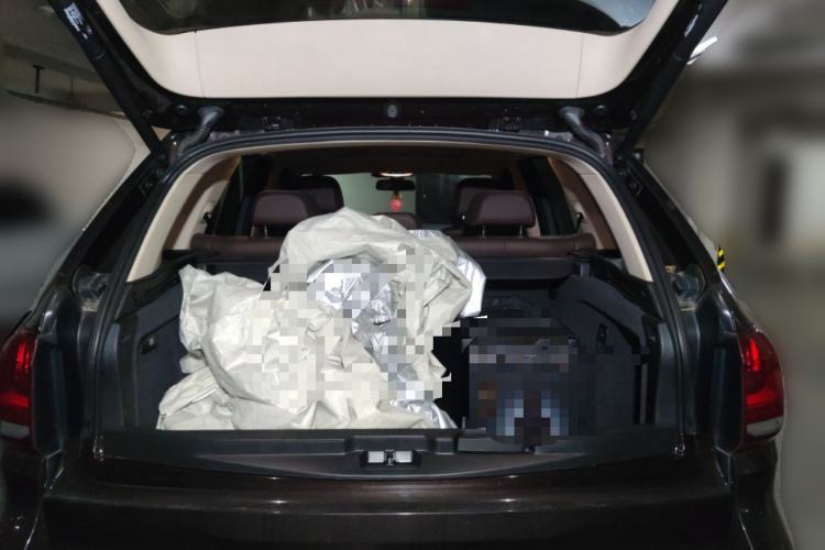 Used BMW X5 2017 xDrive28i Trunk