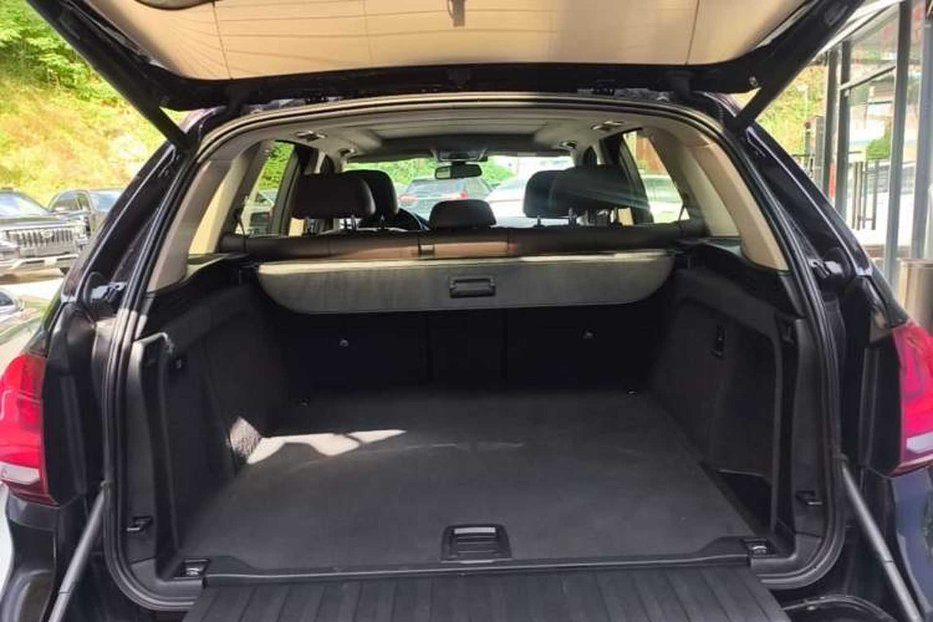 Used BMW X5 2017 xDrive35i Elegant Edition Trunk