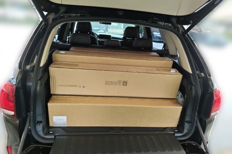 Used BMW X5 2017 xDrive28i Trunk
