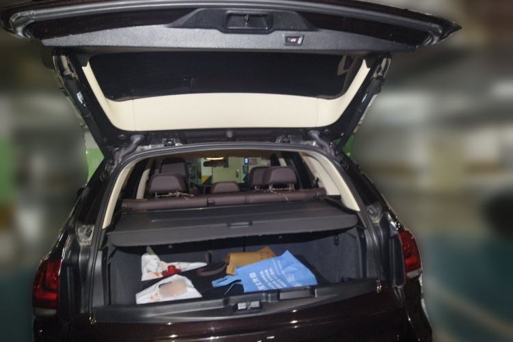 Used BMW X5 2017 xDrive28i Trunk