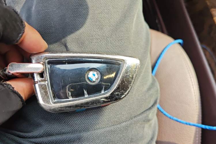 Used BMW X5 2017 xDrive28i Vehicle Key