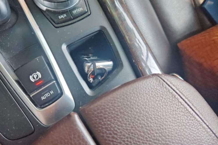 Used BMW X5 2017 xDrive28i Vehicle Key