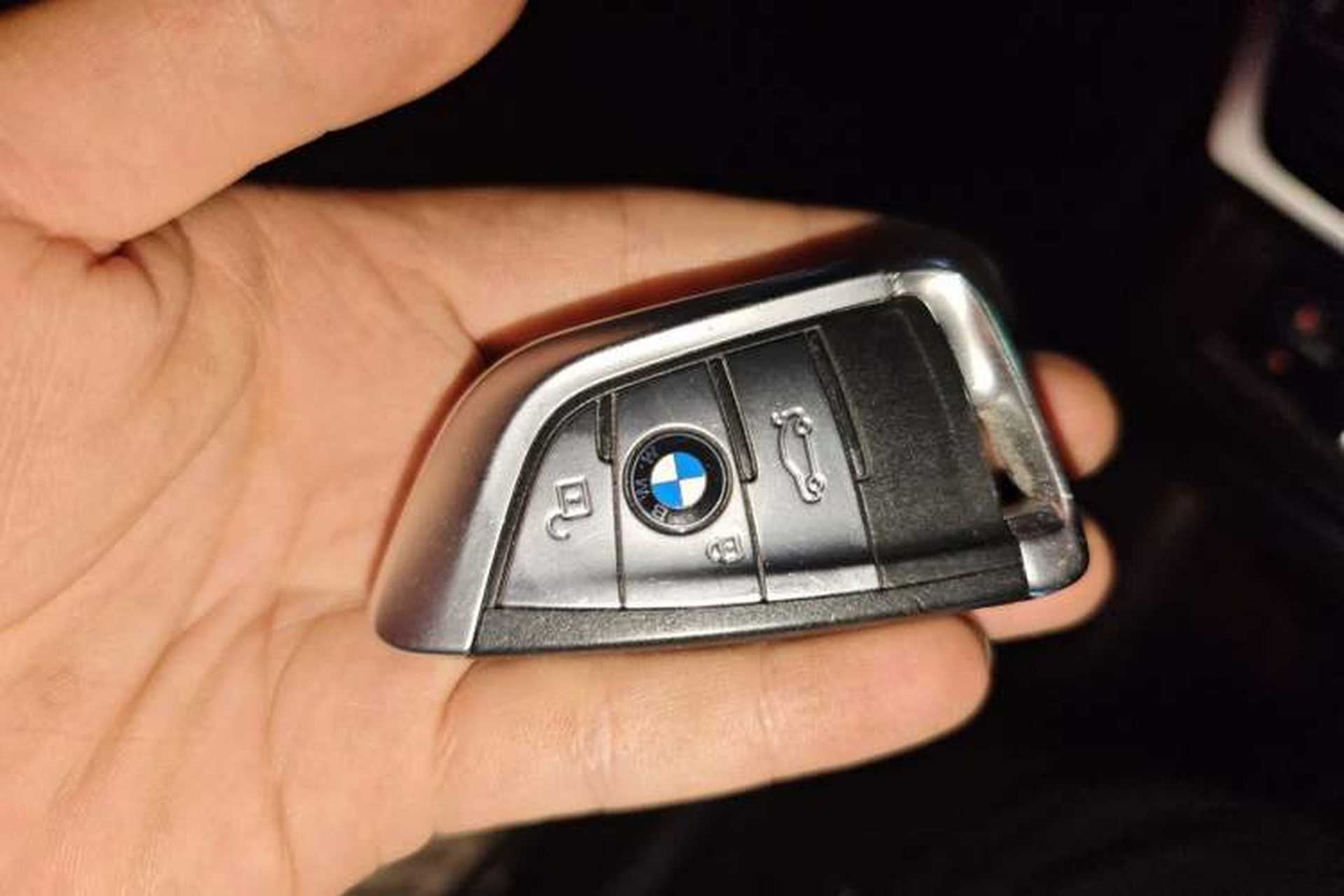 Used BMW X5 2017 xDrive28i Vehicle Key