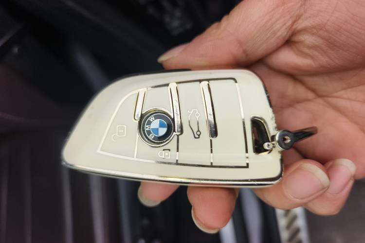 Used BMW X5 2017 xDrive28i Vehicle Key