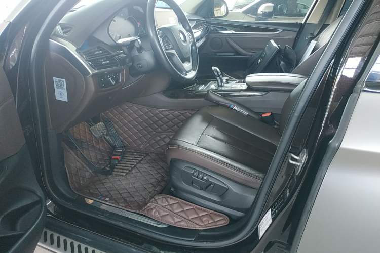 Used BMW X5 2017 xDrive28i Driver Seat